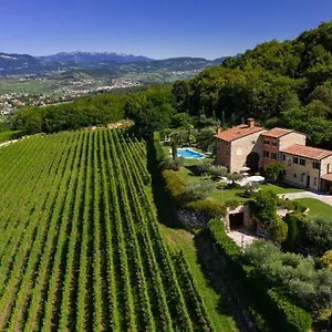Vitis Lodge